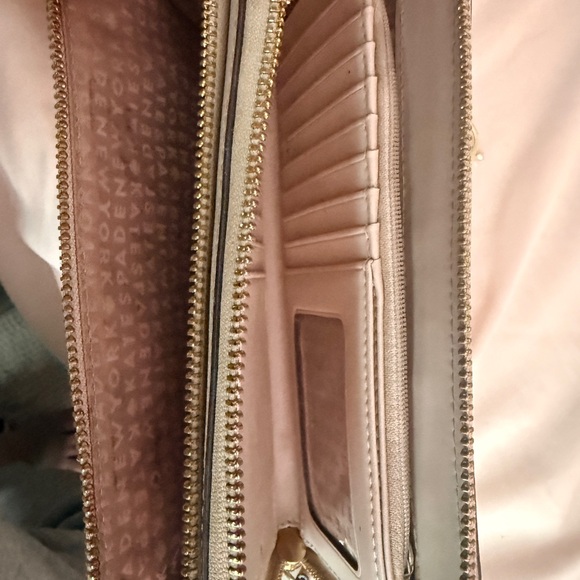 Kate Spade Wallet - Picture 3 of 3